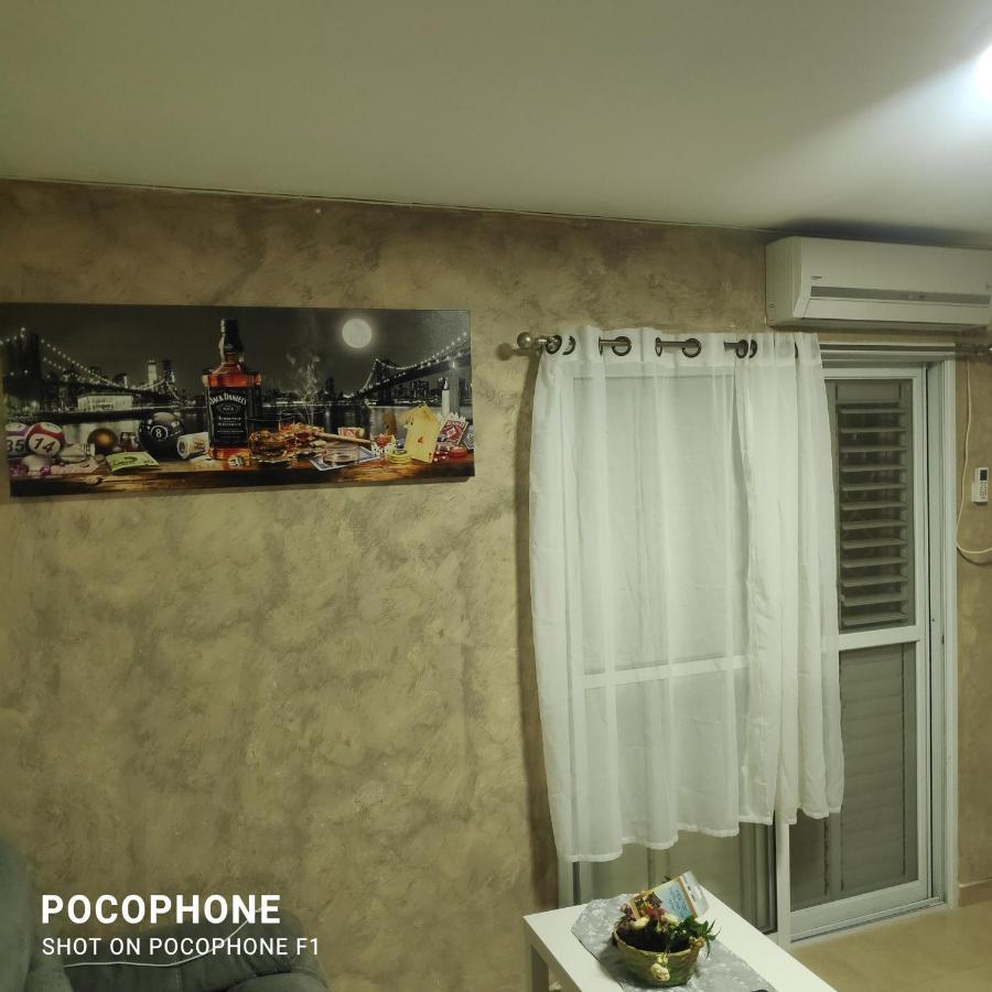 סוויטה של אלון Διαμέρισμα Αράντ Εξωτερικό φωτογραφία
